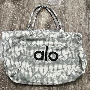 Alo yoga tote bag